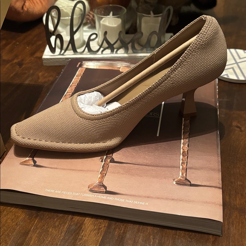 Elegant Tan Heels for Women